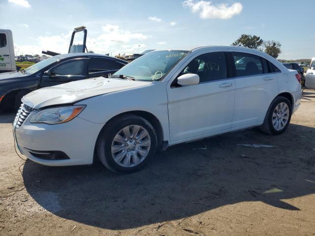 CHRYSLER 200 LX 2013 with VIN 1C3CCBAB5DN559573 - Photo from auction