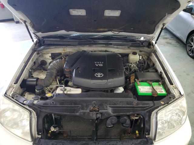 Photo 11 from auction – 2005 TOYOTA 4RUNNER SR with VIN JTEBU14R750067922