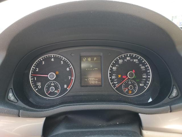 Photo 9 from auction – 2015 VOLKSWAGEN PASSAT S with VIN 1VWAT7A39FC107646
