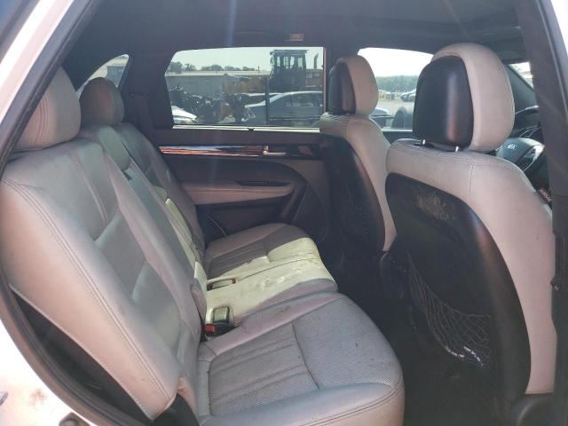 Photo 11 from auction – 2015 KIA SORENTO SX with VIN 5XYKWDA74FG620458