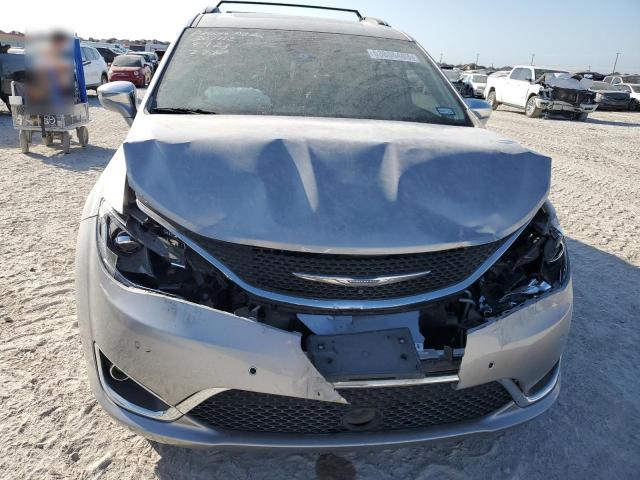 Photo 5 from auction – 2017 CHRYSLER PACIFICA L with VIN 2C4RC1GG5HR633487