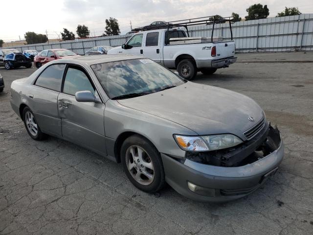 Photo 4 from auction – 2001 LEXUS ES 300 with VIN JT8BF28GX10328465