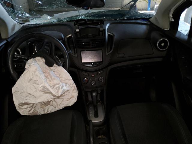 Photo 8 from auction – 2016 CHEVROLET TRAX LS with VIN 3GNCJKSB7GL260162