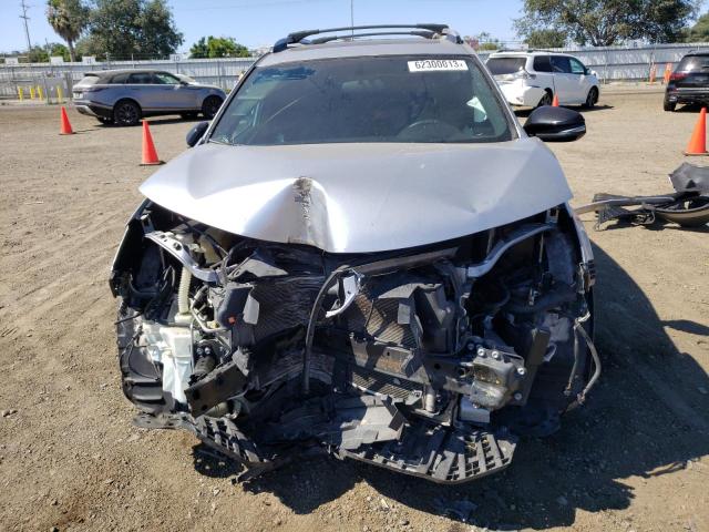 Photo 5 from auction – 2016 TOYOTA RAV4 SE with VIN 2T3NFREV3GW261688