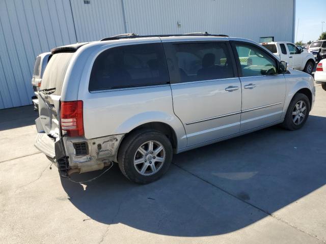 Photo 3 from auction – 2010 CHRYSLER TOWN & COU with VIN 2A4RR5D10AR188744