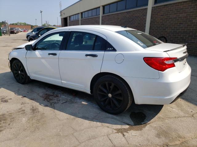 Photo 2 from auction – 2013 CHRYSLER 200 TOURIN with VIN 1C3CCBBG2DN702120