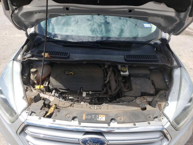 Снимка 11 от търг – 2017 FORD ESCAPE SE с VIN 1FMCU0GD0HUC95076