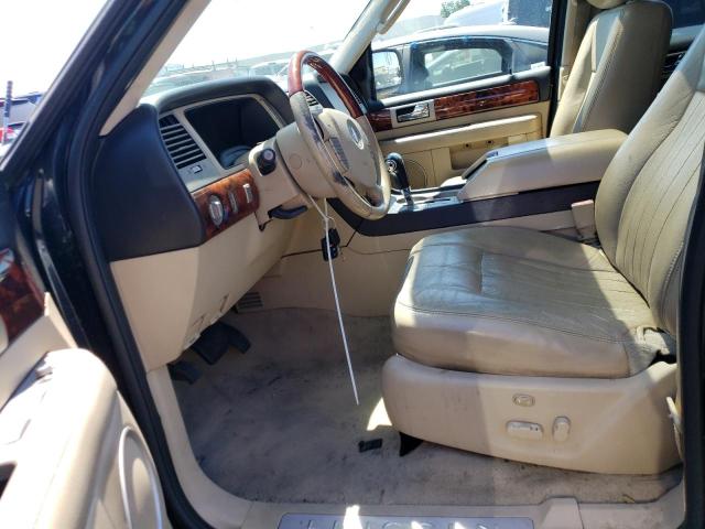 Photo 7 from auction – 2005 LINCOLN NAVIGATOR with VIN 5LMFU275X5LJ01962