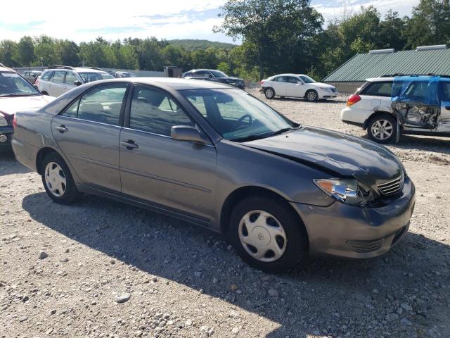 Photo 4 from auction – 2005 TOYOTA CAMRY LE with VIN 4T1BE30KX5U623943