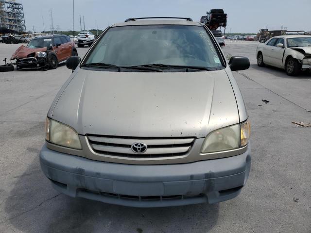Photo 5 from auction – 2002 TOYOTA SIENNA with VIN 4T3ZF19C82U455394