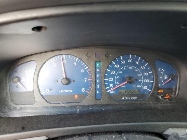 Photo 9 from auction – 2001 TOYOTA SIENNA LE with VIN 4T3ZF13C71U355875
