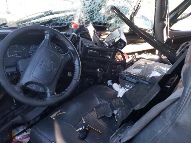 Снимка 8 от търг – 2002 DODGE RAM 2500 с VIN 3B7KF23CX2M261824
