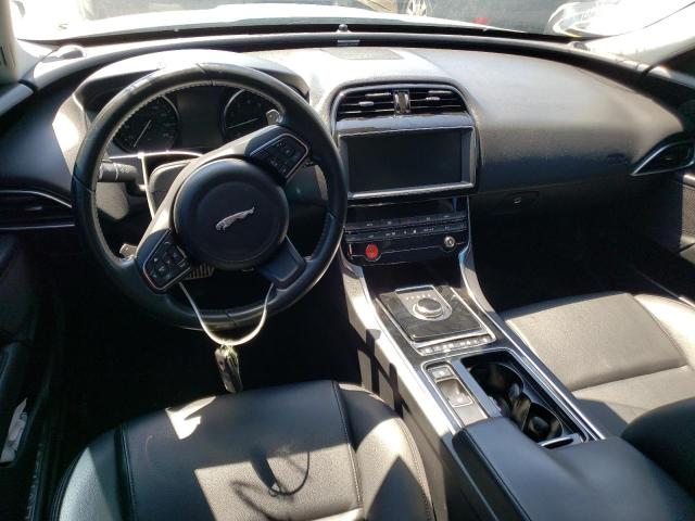 Photo 8 from auction – 2019 JAGUAR XE with VIN SAJAR4FX7KCP43893
