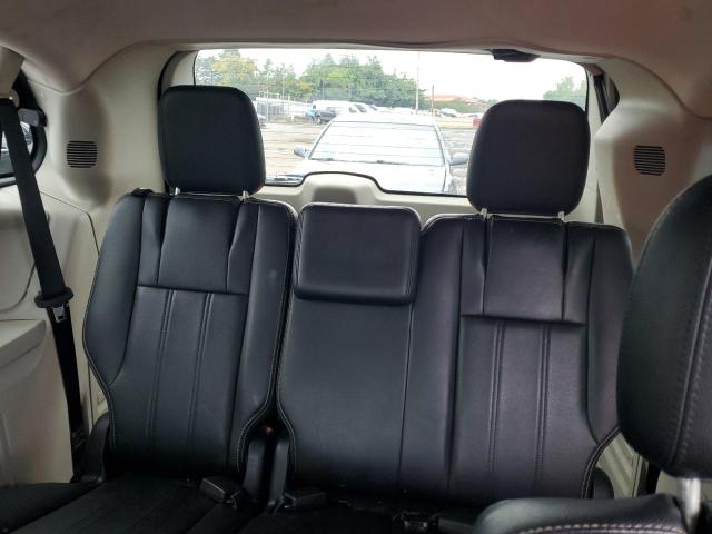 Photo 10 from auction – 2012 CHRYSLER TOWN & COU with VIN 2C4RC1CG6CR301525