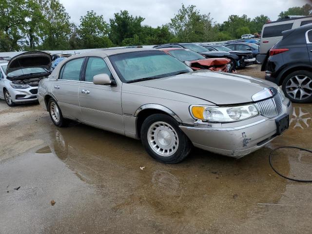 Photo 4 from auction – 2001 LINCOLN TOWN CAR E with VIN 1LNHM81WX1Y733874