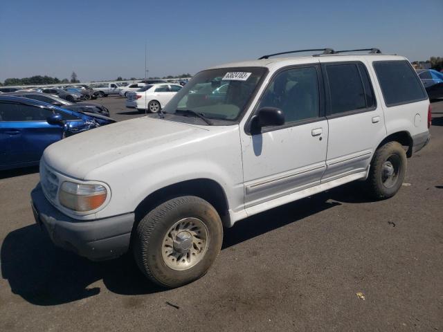 FORD EXPLORER X 2000 with VIN 1FMZU72X6YZC60002 - Photo from auction