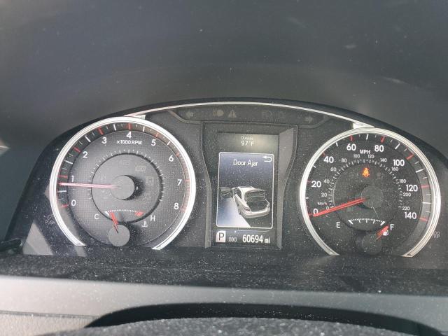 Photo 9 from auction – 2016 TOYOTA CAMRY LE with VIN 4T1BF1FK1GU580069