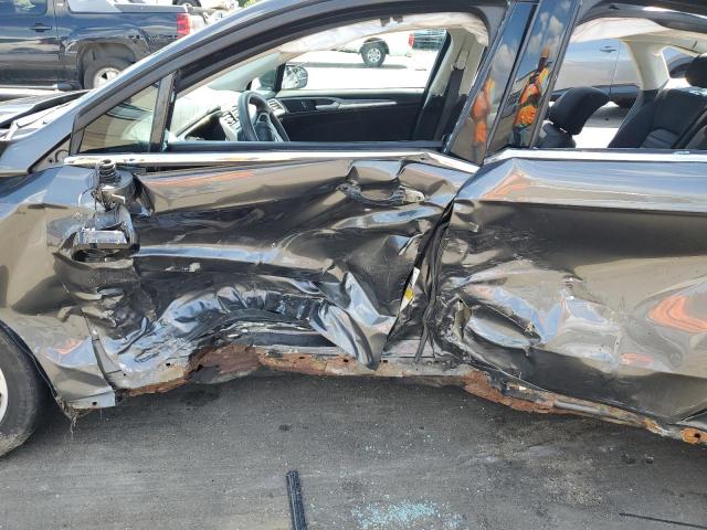 Photo 7 from auction – 2016 FORD FUSION SE with VIN 3FA6P0H79GR321767