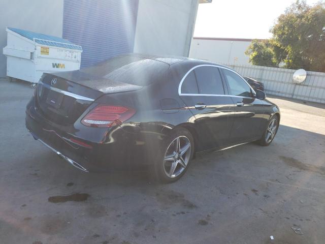 Photo 3 from auction – 2017 MERCEDES-BENZ E 300 with VIN WDDZF4JB6HA053214