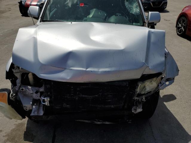 Photo 12 from auction – 2011 FORD ESCAPE LIM with VIN 1FMCU0EG6BKA82634