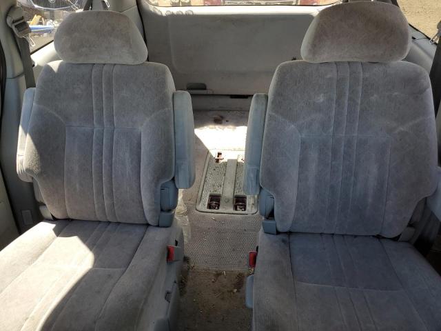 Photo 10 from auction – 2000 TOYOTA SIENNA LE with VIN 4T3ZF13C4YU249944