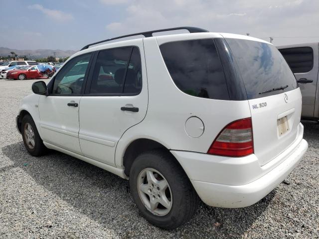 Photo 2 from auction – 2000 MERCEDES-BENZ M-CLASS with VIN 4JGAB54E5YA214758