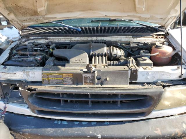 Photo 11 from auction – 2001 FORD ECONOLINE with VIN 1FBSS31L31HA04404