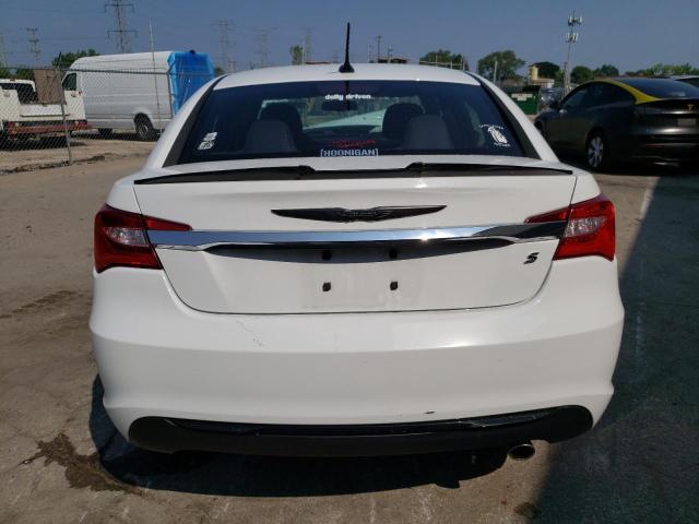 Photo 6 from auction – 2013 CHRYSLER 200 TOURIN with VIN 1C3CCBBG2DN702120