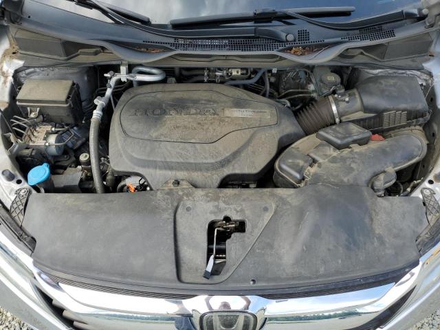 Photo 12 from auction – 2018 HONDA ODYSSEY EL with VIN 5FNRL6H95JB080953