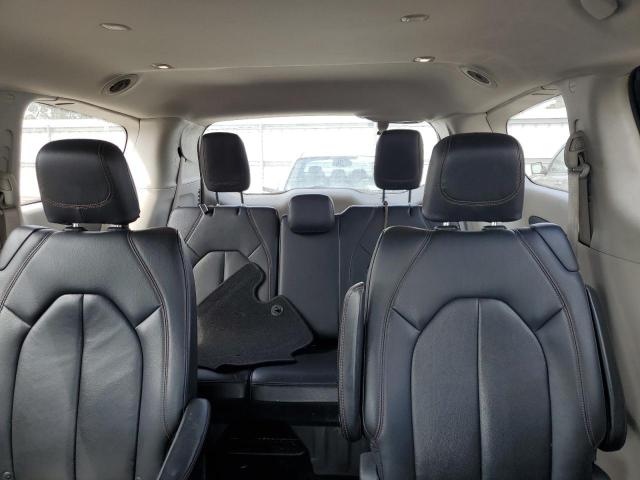 Photo 10 from auction – 2017 CHRYSLER PACIFICA T with VIN 2C4RC1BG1HR530350