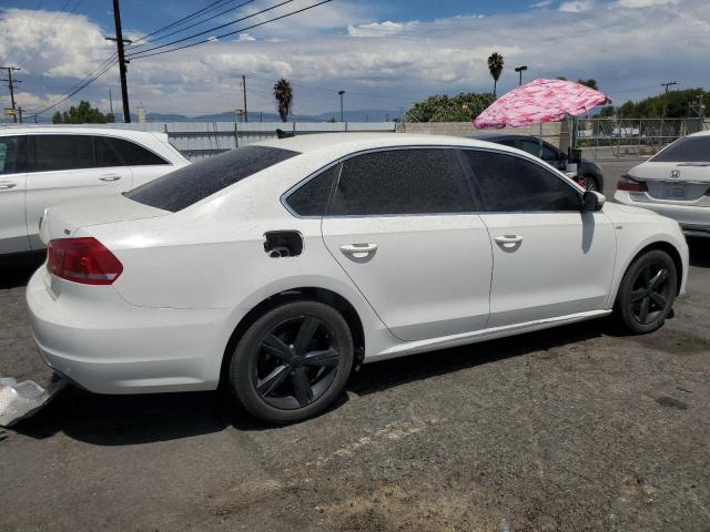 Photo 3 from auction – 2014 VOLKSWAGEN PASSAT S with VIN 1VWAT7A3XEC037105