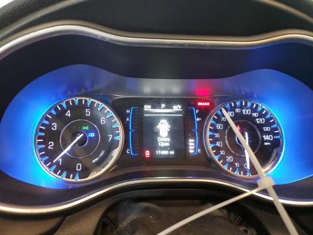 Photo 9 from auction – 2015 CHRYSLER 200 LIMITE with VIN 1C3CCCAB5FN583848