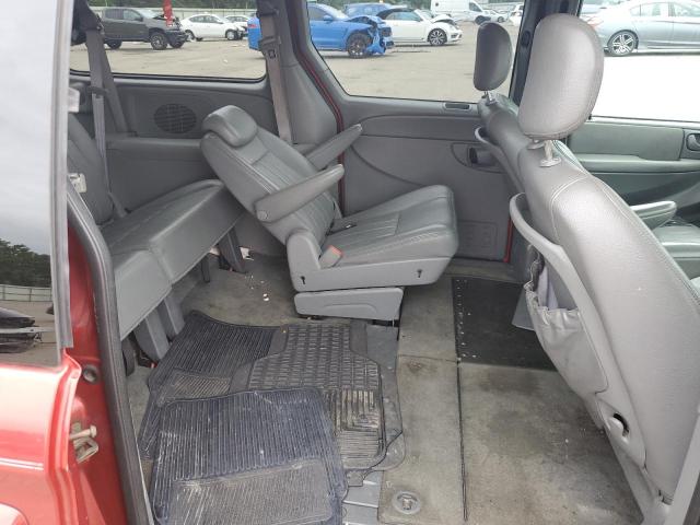 Photo 10 from auction – 2005 CHRYSLER TOWN & COU with VIN 2C4GP54L35R178428
