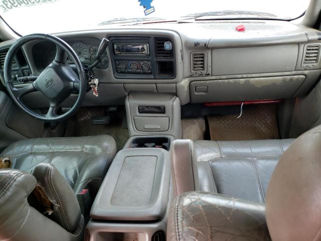 Снимка 8 от търг – 2002 CHEVROLET SILVERADO с VIN 1GCJC33G02F118166