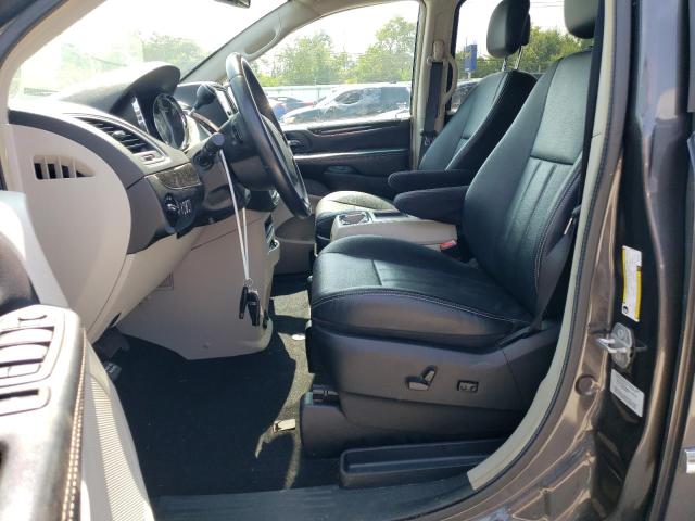 Photo 7 from auction – 2016 CHRYSLER TOWN & COU with VIN 2C4RC1BG7GR206561