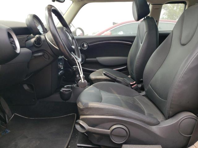 Photo 7 from auction – 2011 MINI CLUBMAN with VIN WMWZF3C56BTY00654
