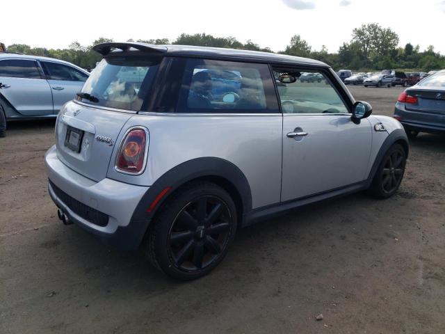Photo 3 from auction – 2009 MINI COOPER S with VIN WMWMF73549TT97611