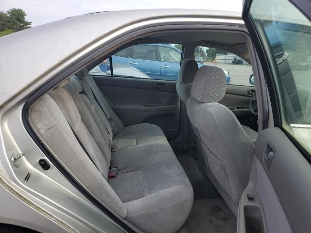 Photo 10 from auction – 2004 TOYOTA CAMRY with VIN 4T1BF32KX4U589706