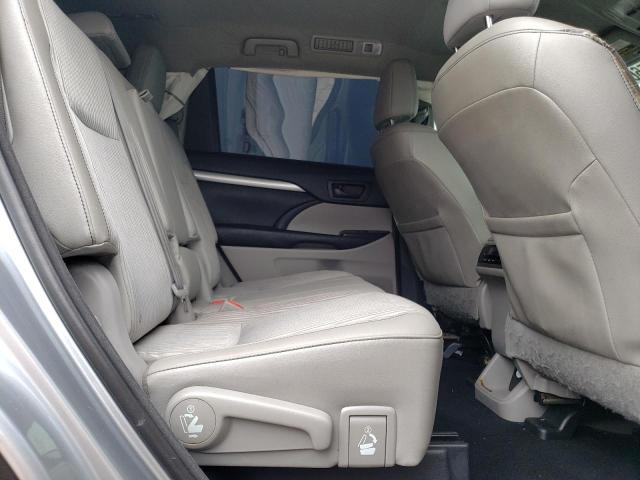 Photo 11 from auction – 2016 TOYOTA HIGHLANDER with VIN 5TDZKRFH1GS134977