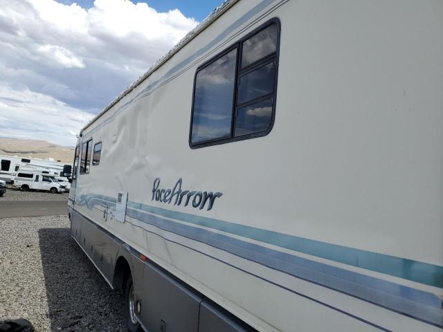 Photo 10 from auction – 1995 FLEETWOOD PACE ARROW with VIN 3FCMF53G2RJB11103