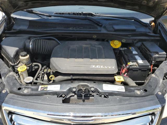 Photo 12 from auction – 2016 CHRYSLER TOWN & COU with VIN 2C4RC1BG6GR293854