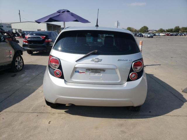 Foto 6 de la subasta – 2012 CHEVROLET SONIC LT con VIN 1G1JC6SH2C4132541