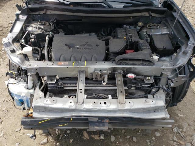 Zdjęcie 12 z aukcji – 2015 MITSUBISHI OUTLANDER z VIN JA4AD3A35FZ009469
