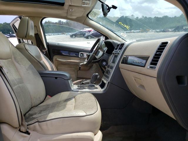 Photo 7 from auction – 2010 LINCOLN MKX with VIN 2LMDJ8JC5ABJ02075