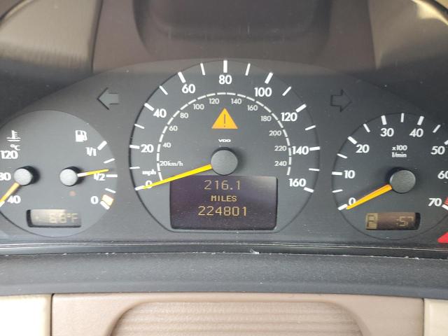 Photo 9 from auction – 2001 MERCEDES-BENZ E 320 with VIN WDBJF65J41B182118