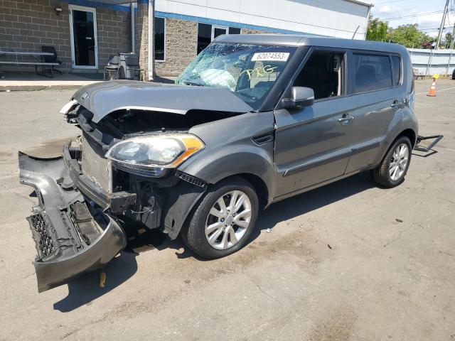 KIA SOUL + 2013 with VIN KNDJT2A65D7535171 - Photo from auction