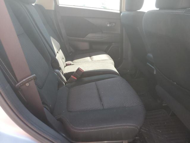 Photo 10 from auction – 2016 MITSUBISHI OUTLANDER with VIN JA4AD2A31GZ036387