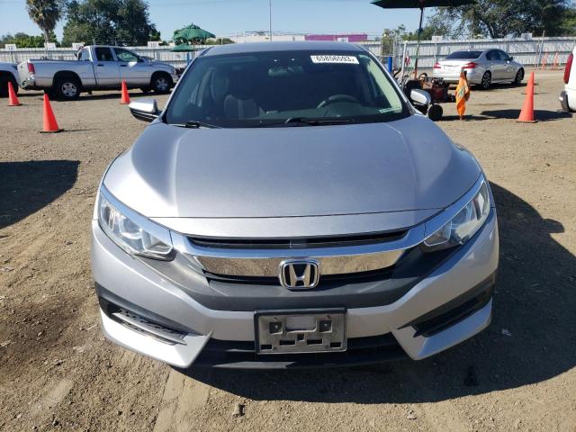 Photo 5 from auction – 2018 HONDA CIVIC LX with VIN 19XFC2F56JE209736