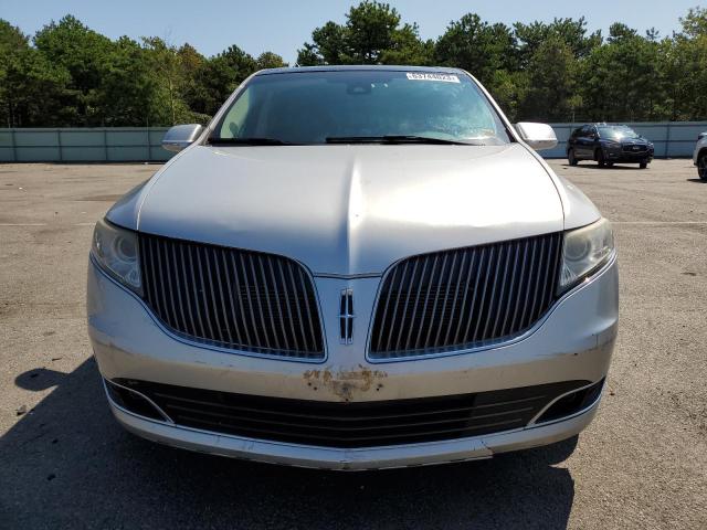 Photo 5 from auction – 2013 LINCOLN MKT with VIN 2LMHJ5AT7DBL54740