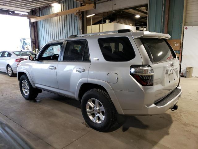 Photo 2 from auction – 2021 TOYOTA 4RUNNER SR with VIN JTEEU5JRXM5234591